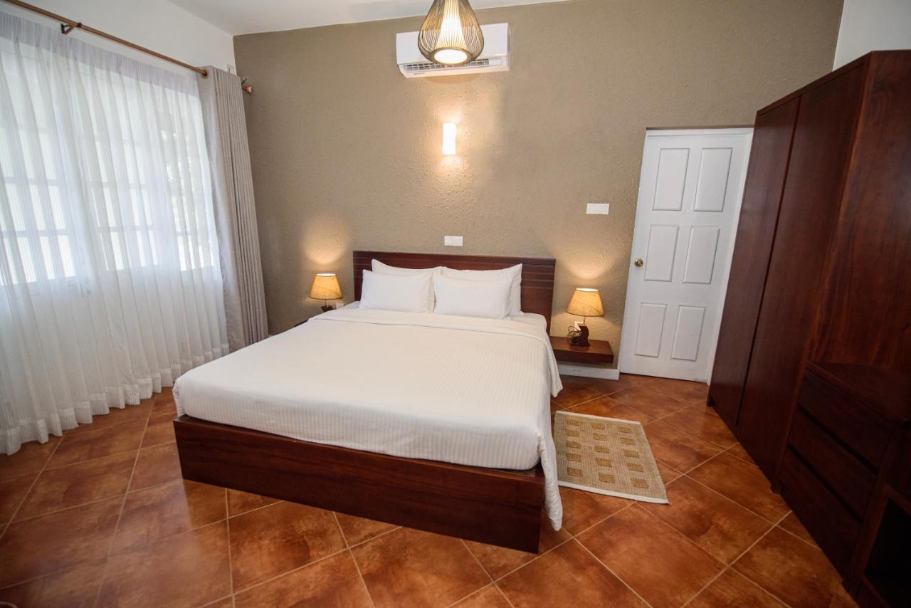 Kingsman House Bed & Breakfast Kandy Exterior foto