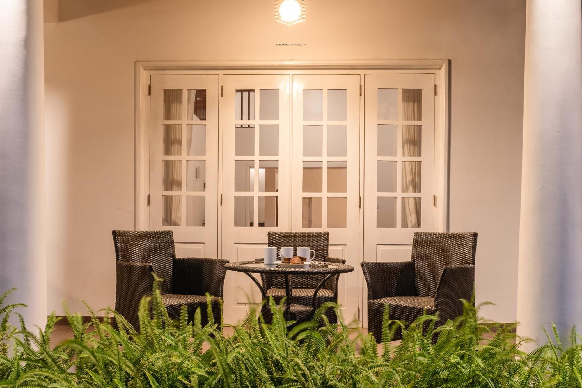 Kingsman House Bed & Breakfast Kandy Exterior foto