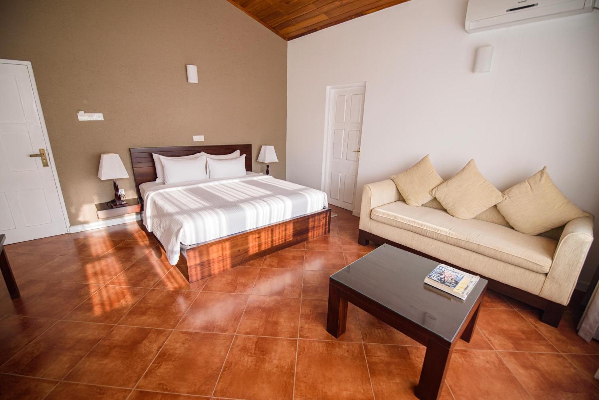 Kingsman House Bed & Breakfast Kandy Cameră foto